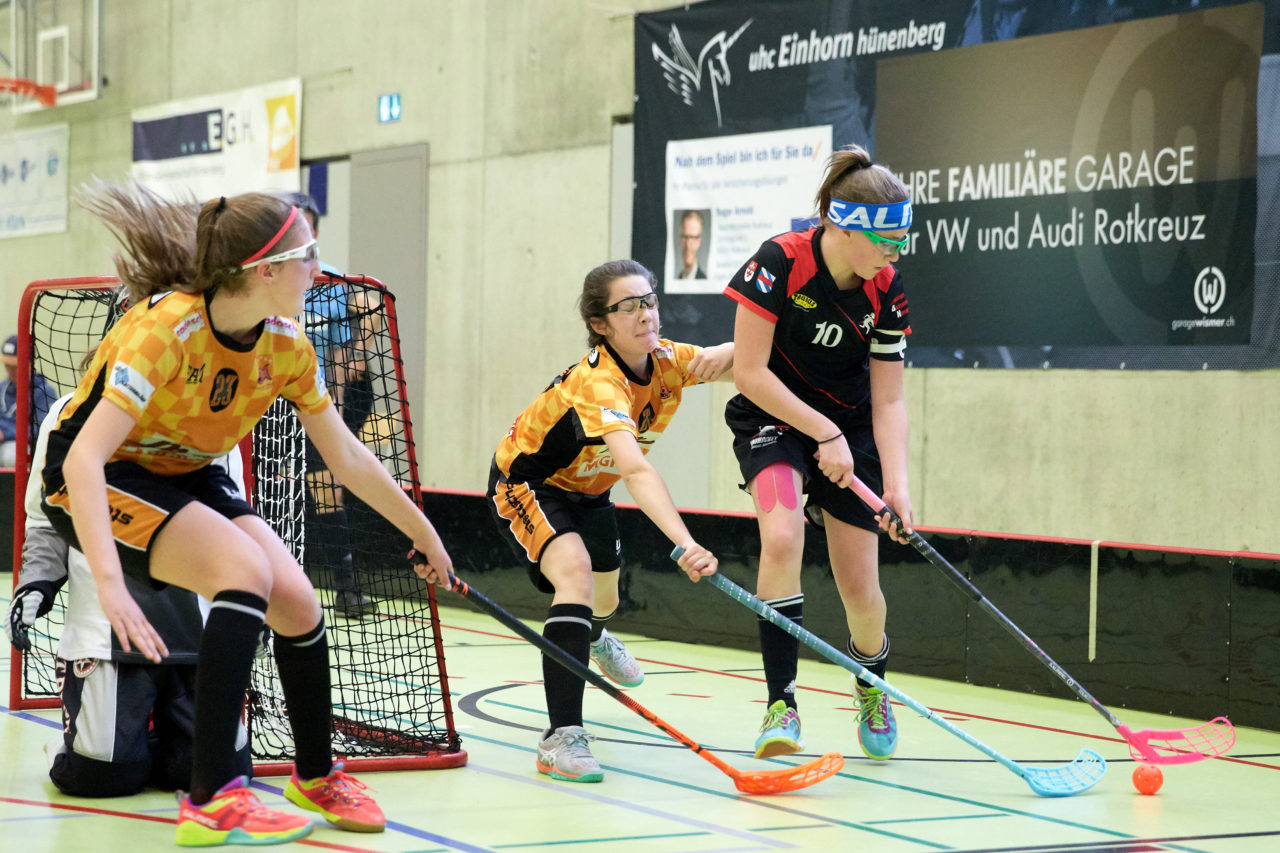 Schweizermeisterschaft 2018 der Juniorinnen B und C 
am 14. und 15. April  2018 in der Sporthalle Dorfmatt in Rotkreuz Der UHC Einhorn Hünenberg wird  in beiden Ligen Schweizermeister 
Bild: Michael Peter