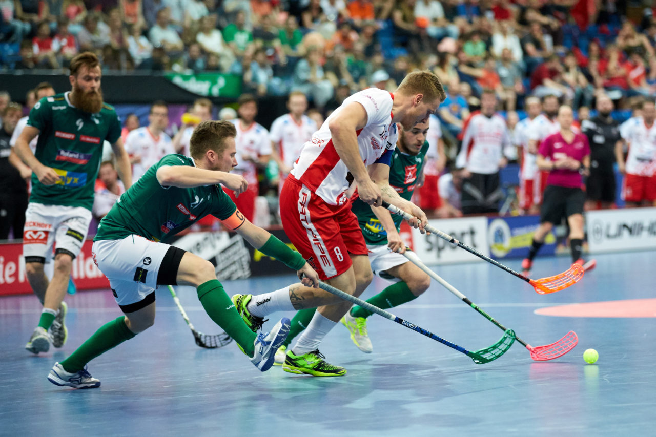 Herren NLA Superfinal 2017/18 
SV Wiler-Ersigen - Floorball Köniz 
Am 22. April 2018 in der SWISS  Arena in Kloten 
Foto: Michael Peter unihockey-fotos.ch