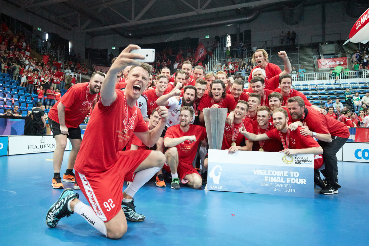 Herren NLA Superfinal 2017/18 
SV Wiler-Ersigen - Floorball Köniz 
Am 22. April 2018 in der SWISS  Arena in Kloten 
Foto: Michael Peter unihockey-fotos.ch