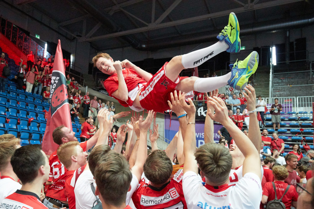 Herren NLA Superfinal 2017/18 
SV Wiler-Ersigen - Floorball Köniz 
Am 22. April 2018 in der SWISS  Arena in Kloten 
Foto: Michael Peter unihockey-fotos.ch
