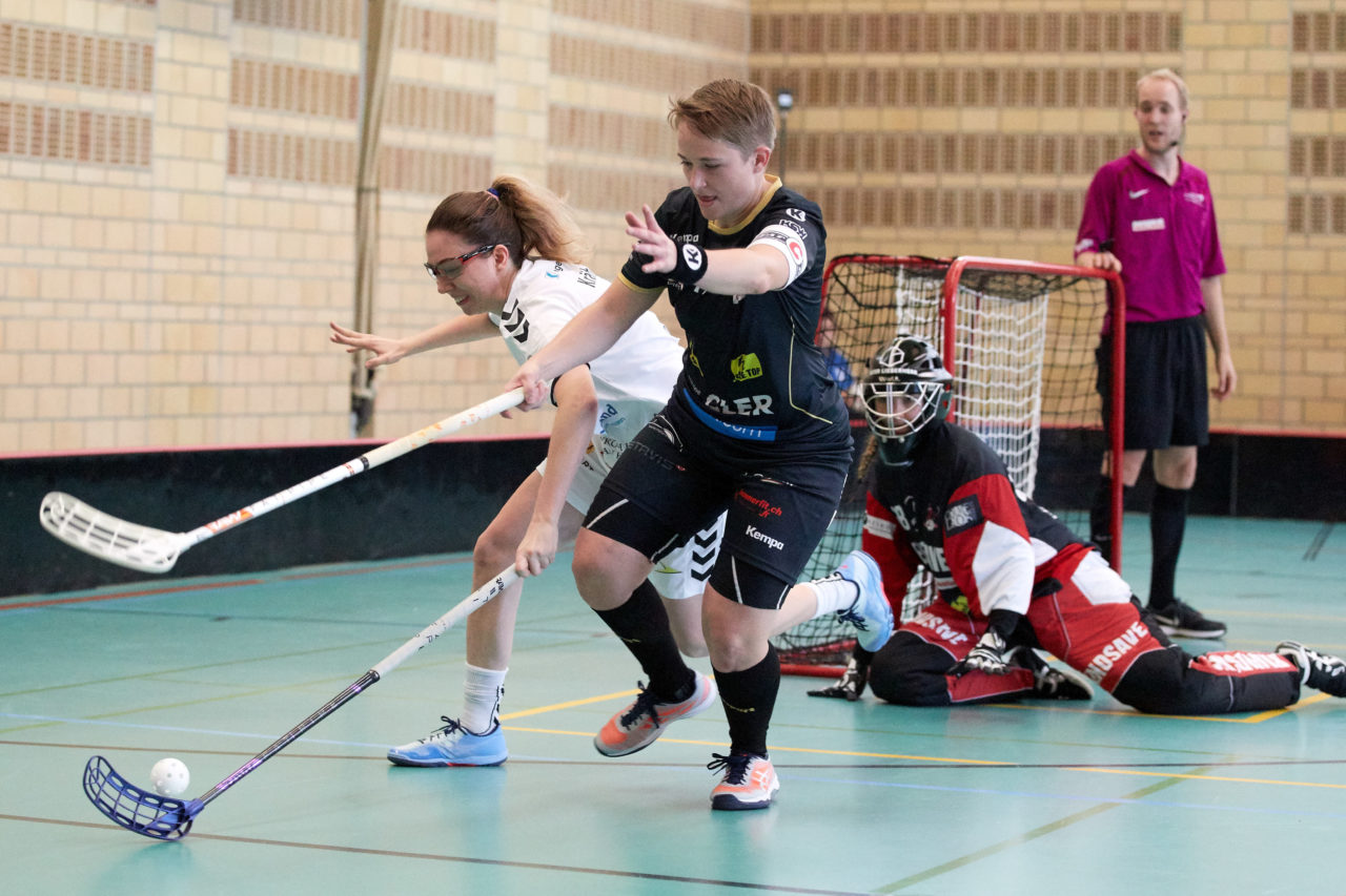 Zug United Damen NLA 
Zug United - Red Ants Rychenberg  Winterthur 
Resultat 3 : 1 am 6.  Oktober 2018 in der Sporthalle  Waldegg in Rotkreuz 
Bild: Michael Peter