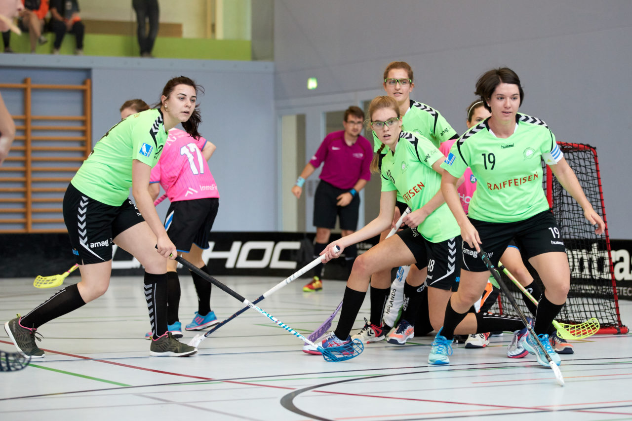 Damen 2. Liga Gruppe 3  
Einhorn Hünenberg - Zuger Highlands  
Resultat 2 : 4 am 21. Oktober 2018 in der Sporthalle Neuheim in Eschenbach 
Bild: Michael Peter