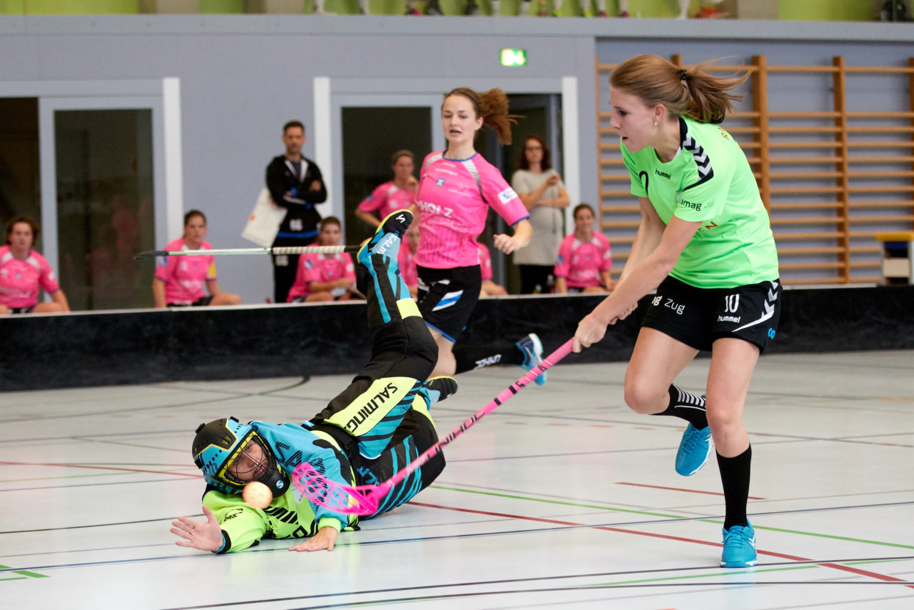 Damen 2. Liga Gruppe 3  
Einhorn Hünenberg - Zuger Highlands  
Resultat 2 : 4 am 21. Oktober 2018 in der Sporthalle Neuheim in Eschenbach 
Bild: Michael Peter