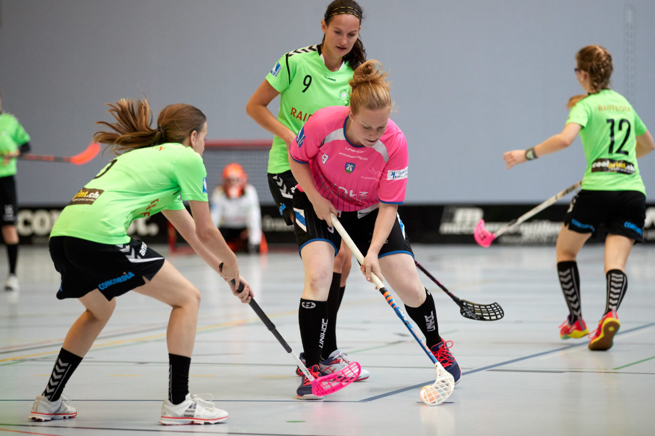 Damen 2. Liga Gruppe 3  
Einhorn Hünenberg - Zuger Highlands  
Resultat 2 : 4 am 21. Oktober 2018 in der Sporthalle Neuheim in Eschenbach 
Bild: Michael Peter