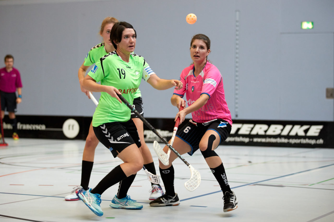 Damen 2. Liga Gruppe 3  
Einhorn Hünenberg - Zuger Highlands  
Resultat 2 : 4 am 21. Oktober 2018 in der Sporthalle Neuheim in Eschenbach 
Bild: Michael Peter