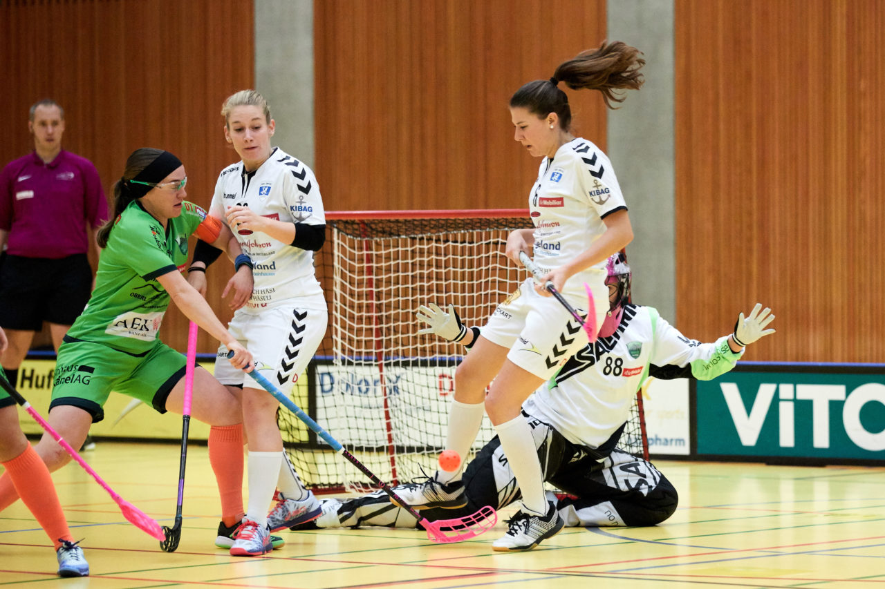 Zug United Damen NLA 
Zug United - Unihockey Berner Oberland 
Resultat 4 : 6 am 25. November 2018 in der Sporthalle Zug 
Bild: Michael Peter