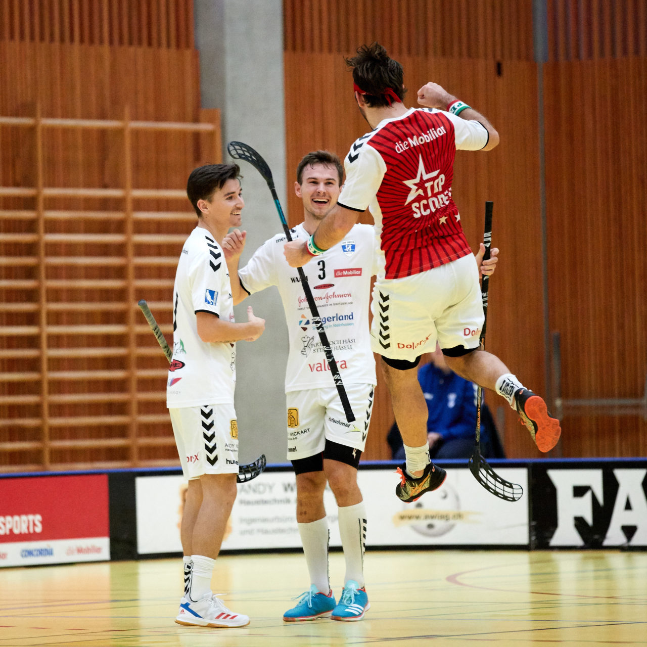 Zug United Herren NLA
Zug United - HC Rychenberg Winterthur 
Resultat 10 : 7 am 10. November 2018 in der Sporthalle in Zug 
Bild: Michael Peter