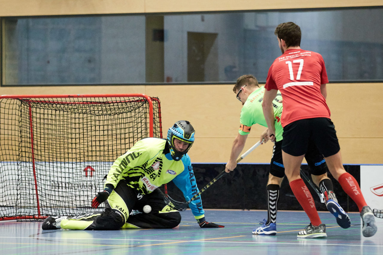 Herren 1. Liga Gruppe 2 
Zuger Highlands - Bülach Floorball 
Resultat 5 : 6 nach Verlängerung  am 11. November 2018 in der Sporthalle  Hofmatt in Oberägeri 
Bild: Michael Peter