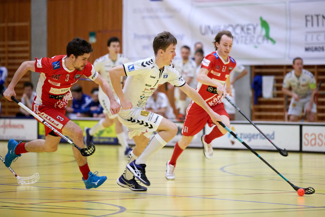 Zug United Herren NLA 
Zug United - Floorball Köniz 
Resultat 3 : 6 am 26. Januar  Dezember 2019 in der Sporthalle in Zug 
Bild: Michael Peter