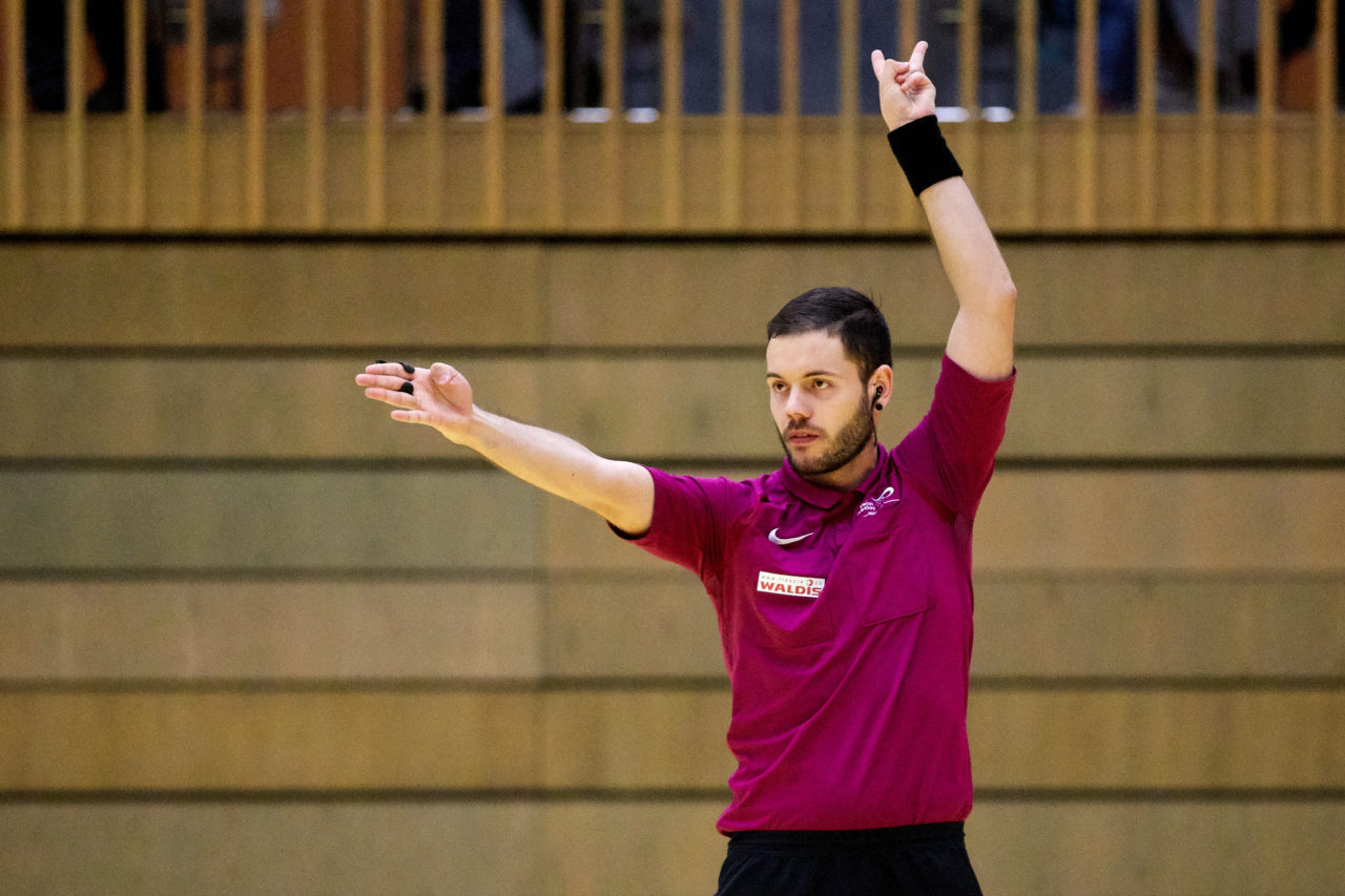 Zug United Herren NLA
Zug United - Kloten-Dietlikon Jets 
Resultat 7 : 6 nach Verlängerung am 6. Januar  Dezember 2019 in der Sporthalle in Zug 
Bild: Michael Peter