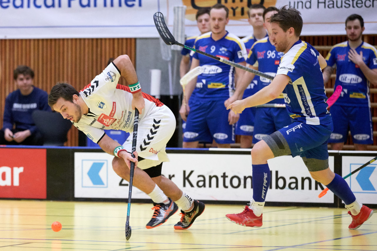 Zug United Herren NLA
Zug United - Kloten-Dietlikon Jets 
Resultat 7 : 6 nach Verlängerung am 6. Januar  Dezember 2019 in der Sporthalle in Zug 
Bild: Michael Peter