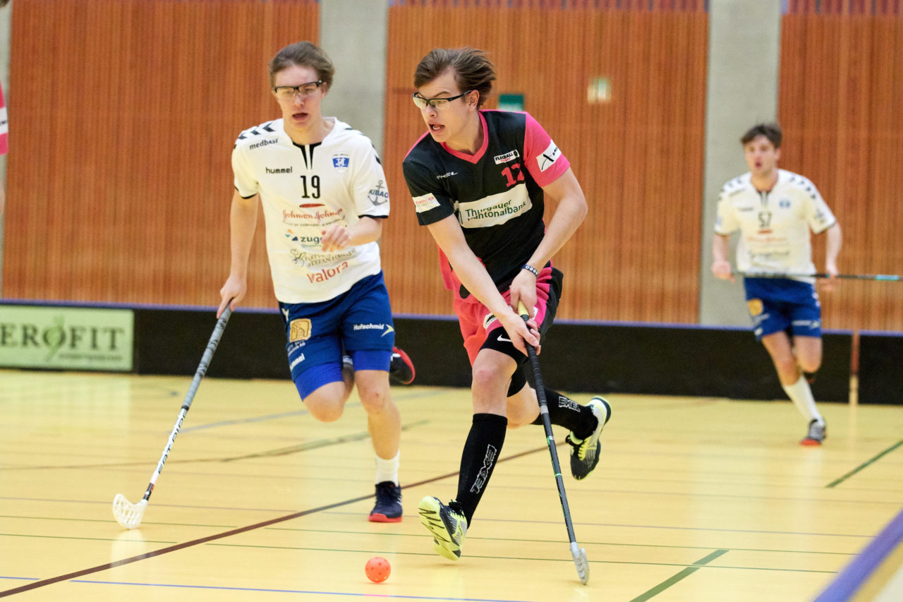 Zug United Junioren U21A 
Zug United - Floorbll Thurgau 
Resultat 7 : 5 am 6. Januar  Dezember 2019 in der Sporthalle in Zug 
Bild: Michael Peter