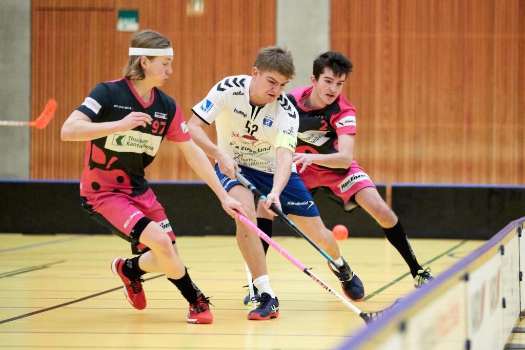 Zug United Junioren U21A 
Zug United - Floorbll Thurgau 
Resultat 7 : 5 am 6. Januar  Dezember 2019 in der Sporthalle in Zug 
Bild: Michael Peter