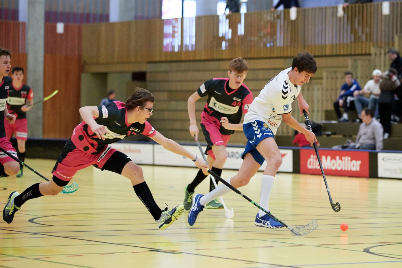Zug United Junioren U21A 
Zug United - Floorbll Thurgau 
Resultat 7 : 5 am 6. Januar  Dezember 2019 in der Sporthalle in Zug 
Bild: Michael Peter