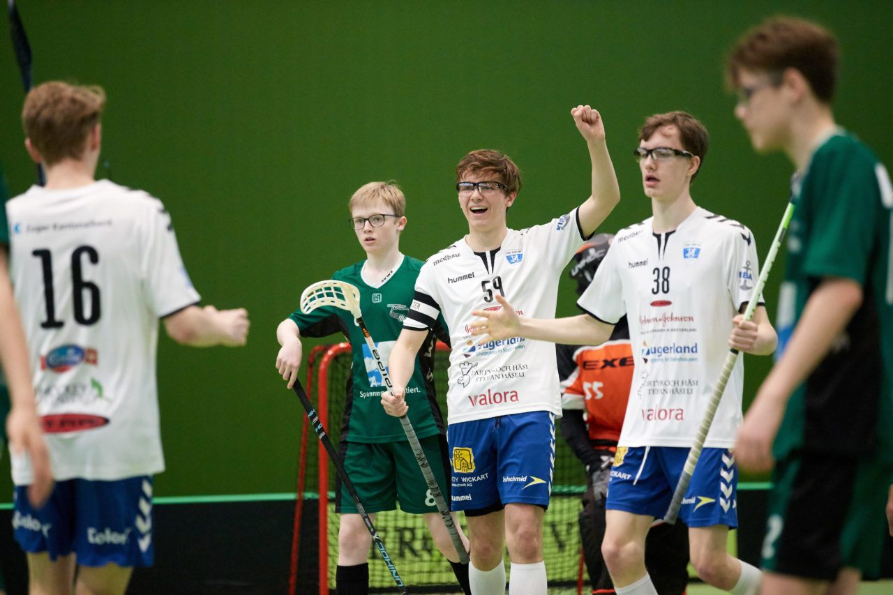 Zug United Junioren U16A Playoff Halbfinal 1. Spiel 
Zug United - SV Wiler-Ersigen 
Resultat 4 : 5 nach Verlängerung  am 24. März 2019 in der Sporthalle der Kantonsschule Zug 
Bild: Michael Peter