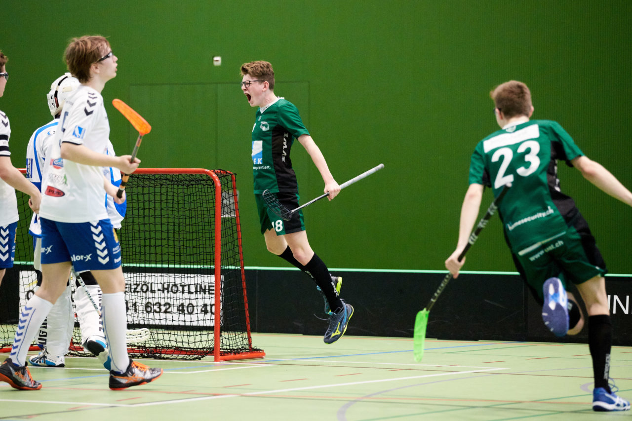 Zug United Junioren U16A Playoff Halbfinal 1. Spiel 
Zug United - SV Wiler-Ersigen 
Resultat 4 : 5 nach Verlängerung  am 24. März 2019 in der Sporthalle der Kantonsschule Zug 
Bild: Michael Peter