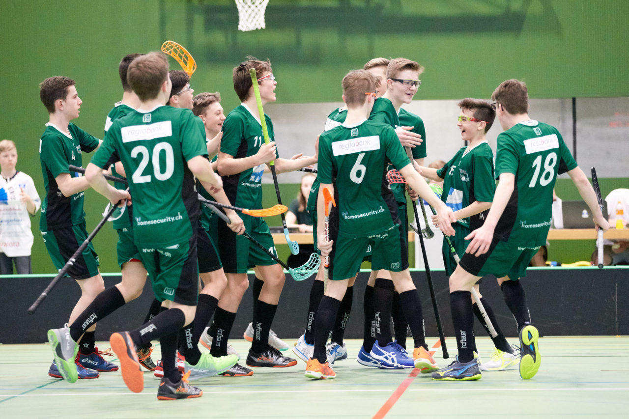 Zug United Junioren U16A Playoff Halbfinal 1. Spiel 
Zug United - SV Wiler-Ersigen 
Resultat 4 : 5 nach Verlängerung  am 24. März 2019 in der Sporthalle der Kantonsschule Zug 
Bild: Michael Peter