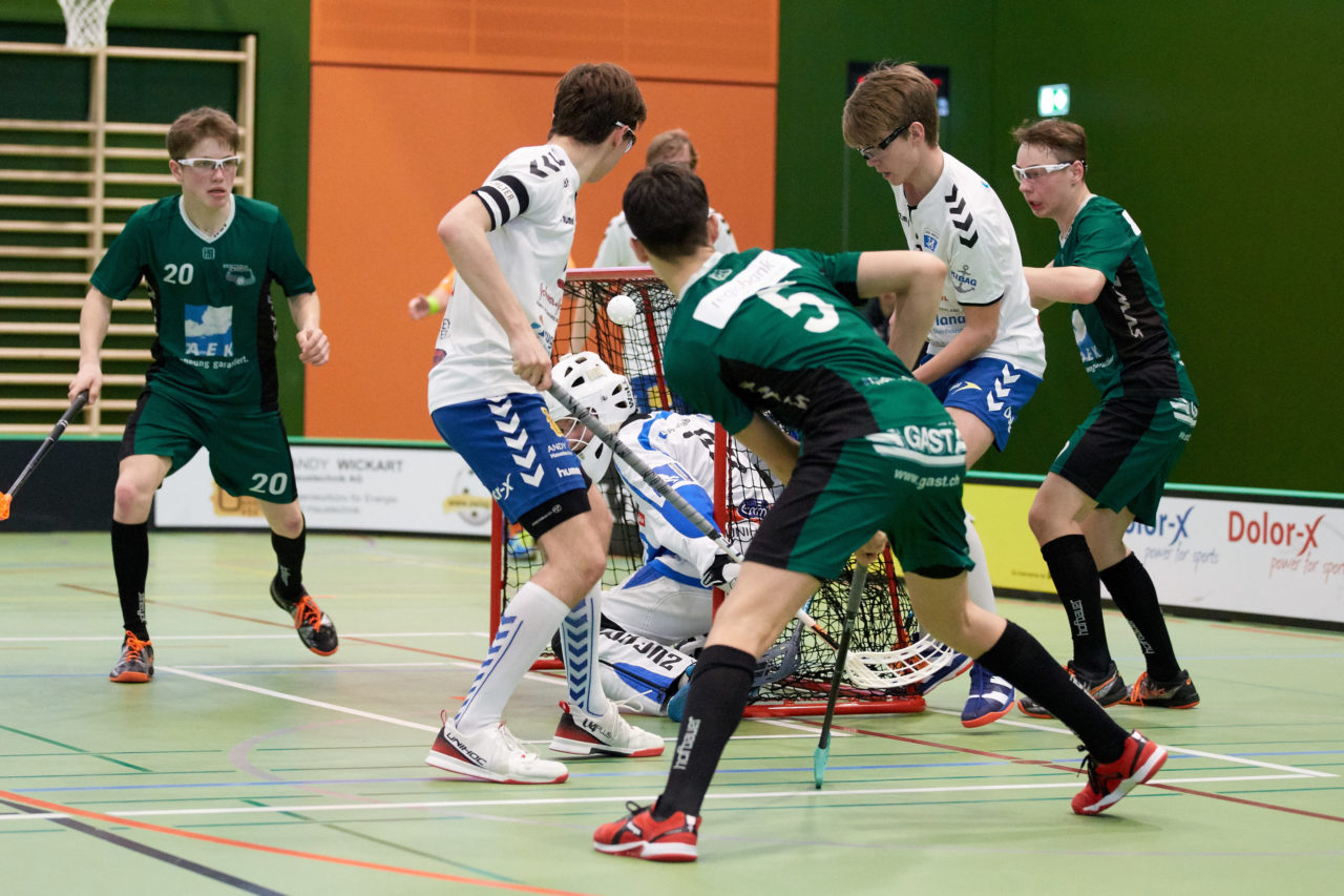 Zug United Junioren U16A Playoff Halbfinal 1. Spiel 
Zug United - SV Wiler-Ersigen 
Resultat 4 : 5 nach Verlängerung  am 24. März 2019 in der Sporthalle der Kantonsschule Zug 
Bild: Michael Peter