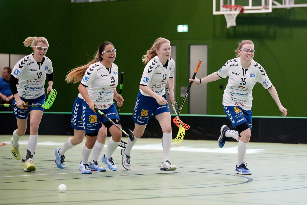 Juniorinnen U21B Qualifikationsspiele der Gruppensieger 3. Spiel 
Zug United - UHC Lok Reinach Resultat 7:5 am 24. März 2019 in der Sporthalle der Kantonsschule Zug 
Bild: Michael Peter