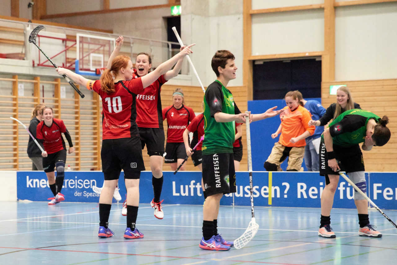 Damen 1. Liga Kleinfeld Playoff Final 1. Spiel Florball Albis - UHC OekingenResultat 8 : 10 am 6. April 2019 im Sportzentrum Schachen in Bonstetten Bild: Michael Peter