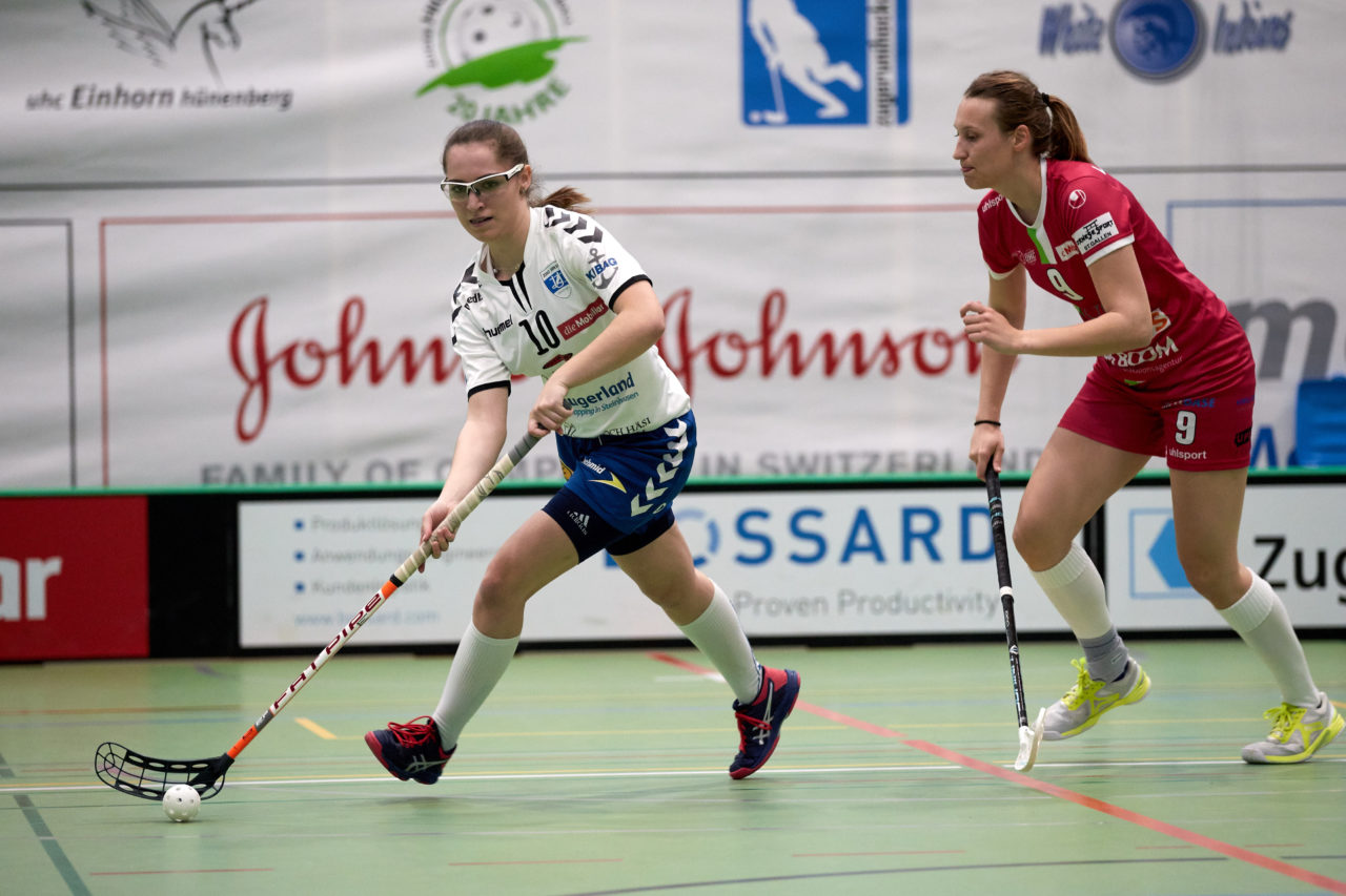 Juniorinnen U21B Aufstiegsspiele U21A 3. Spiel. Zug United steigt mit drei Siegen in die U21 A Liga auf und hat somit alle Nachwuchsteams in der höchsten Liga. UHC Waldkirch-St. Gallen steigt in die U21B ab. 
Zug United - UHC Waldkirch-St. Gallen 5:2 am 7. April 2019 in der Sporthalle der Kantonsschule Zug 
Bild: Michael Peter