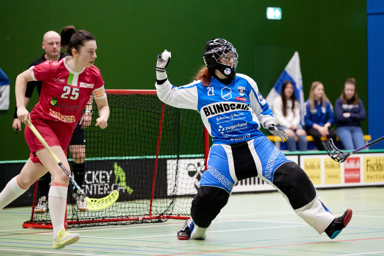 Juniorinnen U21B Aufstiegsspiele U21A 3. Spiel. Zug United steigt mit drei Siegen in die U21 A Liga auf und hat somit alle Nachwuchsteams in der höchsten Liga. UHC Waldkirch-St. Gallen steigt in die U21B ab. 
Zug United - UHC Waldkirch-St. Gallen 5:2 am 7. April 2019 in der Sporthalle der Kantonsschule Zug 
Bild: Michael Peter