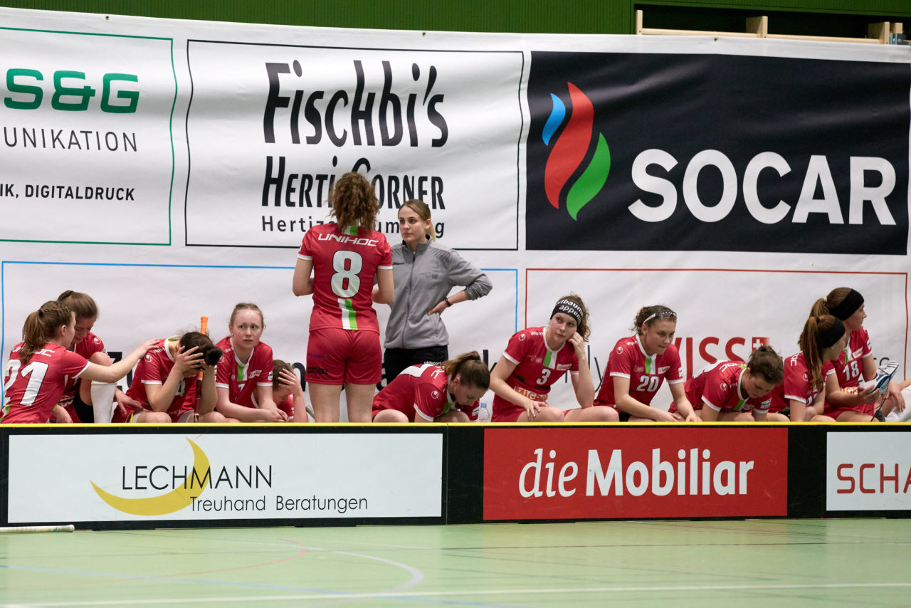 Juniorinnen U21B Aufstiegsspiele U21A 3. Spiel. Zug United steigt mit drei Siegen in die U21 A Liga auf und hat somit alle Nachwuchsteams in der höchsten Liga. UHC Waldkirch-St. Gallen steigt in die U21B ab. 
Zug United - UHC Waldkirch-St. Gallen 5:2 am 7. April 2019 in der Sporthalle der Kantonsschule Zug 
Bild: Michael Peter