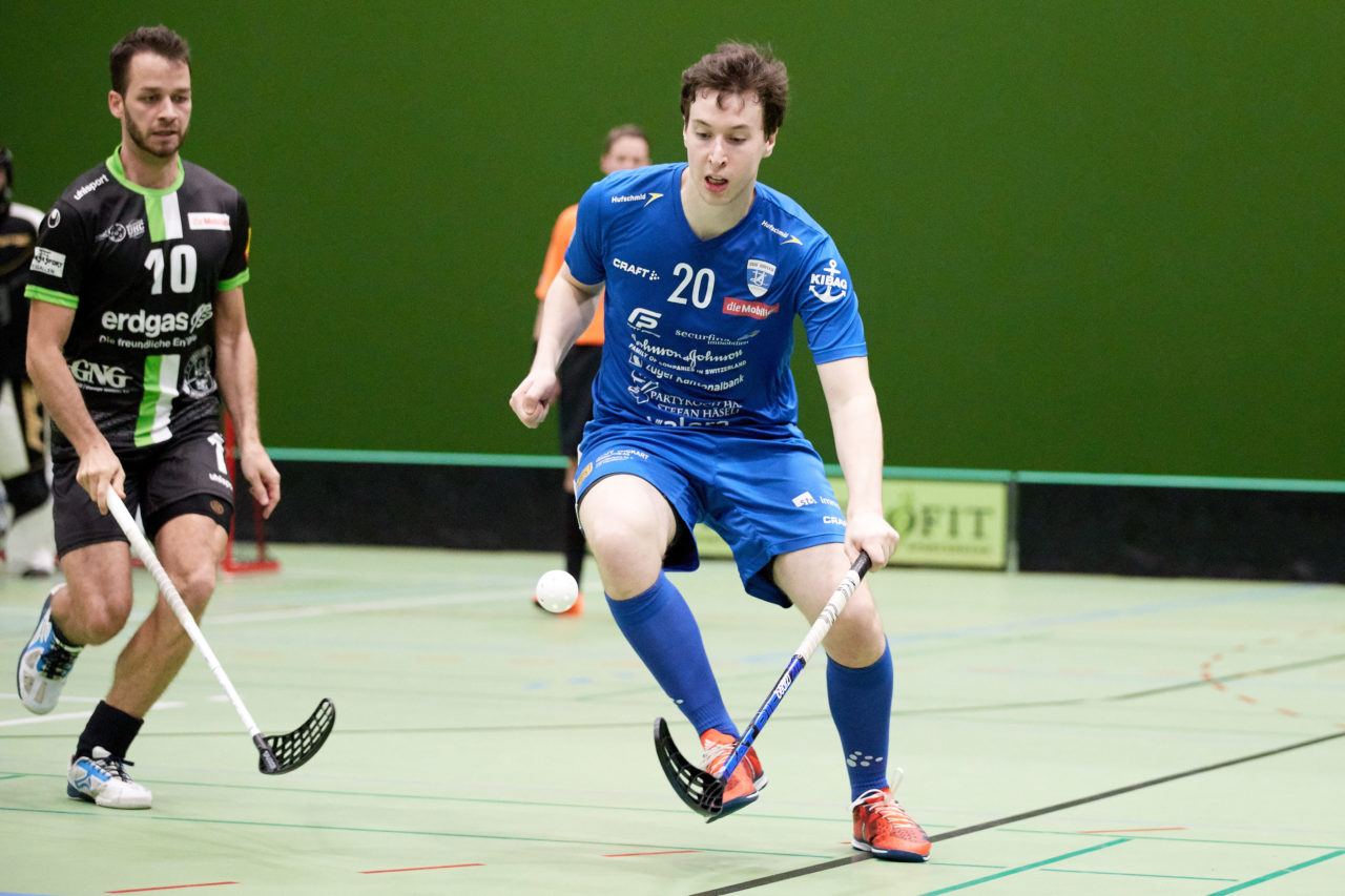 Zug United Männer NLA 
Zug United - UHC Waldkirch St Gallen 
Resultat 8 : 7 am 28. September 2019 in der Sporthalle der Kantonsschule Zug 
Bild: Michael Peter