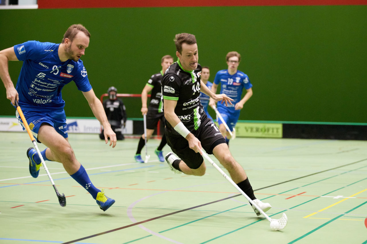 Zug United Männer NLA 
Zug United - UHC Waldkirch St Gallen 
Resultat 8 : 7 am 28. September 2019 in der Sporthalle der Kantonsschule Zug 
Bild: Michael Peter