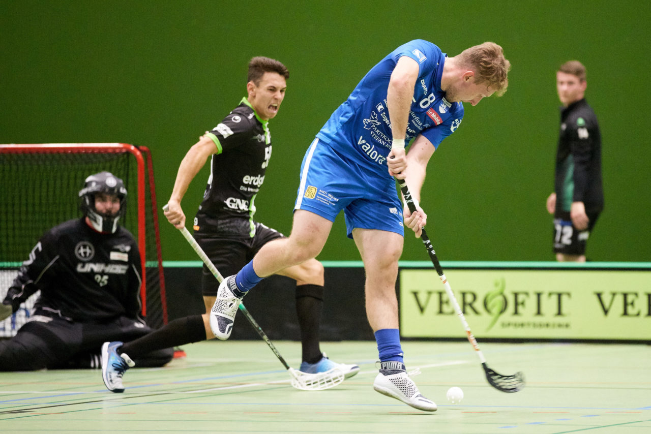 Zug United Männer NLA 
Zug United - UHC Waldkirch St Gallen 
Resultat 8 : 7 am 28. September 2019 in der Sporthalle der Kantonsschule Zug 
Bild: Michael Peter