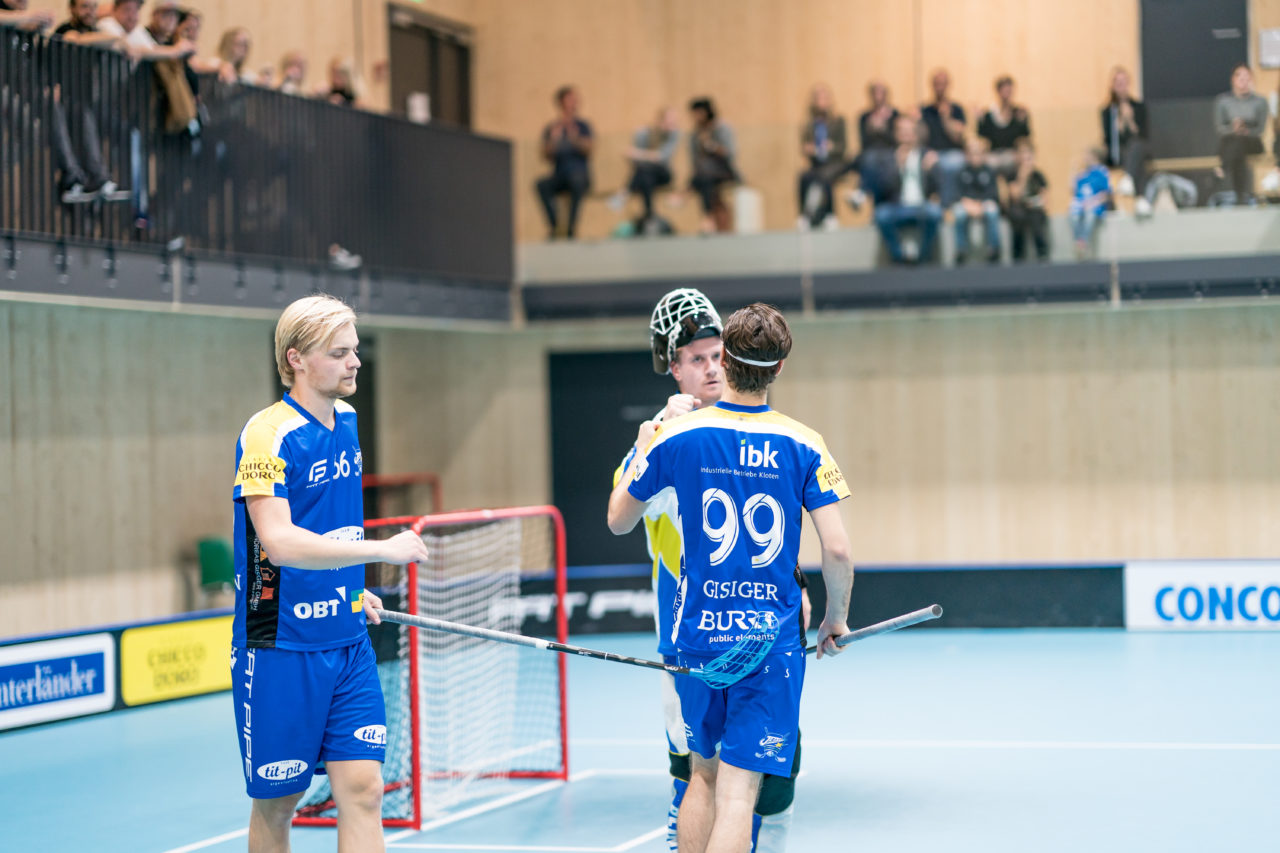Sporthalle Stighag (Kloten), 12.10.2019, Unihockey Herren NLB 7. Runde, Kloten-Dietlikon Jets - RD March-Höfe Altendorf, Sven Gisiger (Nr. 99, Kloten-Dietlikon Jets) vor dem Spiel

(Claudio Schwarz, unihockey-fotos.ch)