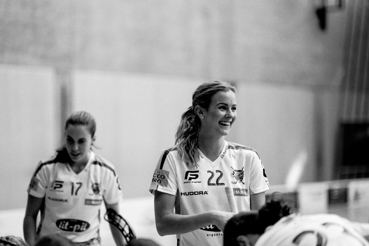 Sporthalle Wühre (Appenzell), 27.10.2019, Unihockey Damen Cup 1/8-Final, Unihockey Appenzell - Kloten-Dietlikon Jets, Iza Rydfjäll (Nr. 22, Kloten-Dietlikon Jets) vor dem Spiel

(Claudio Schwarz, unihockey-fotos.ch)