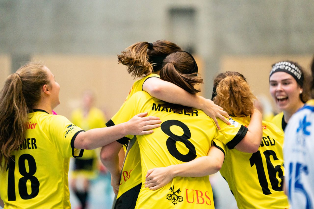 Sporthalle Wühre (Appenzell), 27.10.2019, Unihockey Damen Cup 1/8-Final, Unihockey Appenzell - Kloten-Dietlikon Jets, Torjubel Appenzell

(Claudio Schwarz, unihockey-fotos.ch)