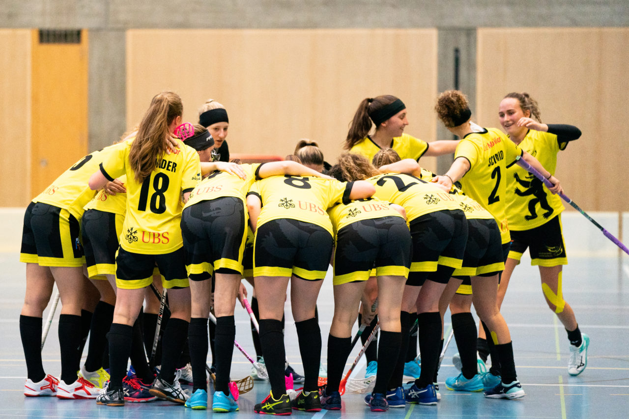 Sporthalle Wühre (Appenzell), 27.10.2019, Unihockey Damen Cup 1/8-Final, Unihockey Appenzell - Kloten-Dietlikon Jets, Torjubel Appenzell

(Claudio Schwarz, unihockey-fotos.ch)