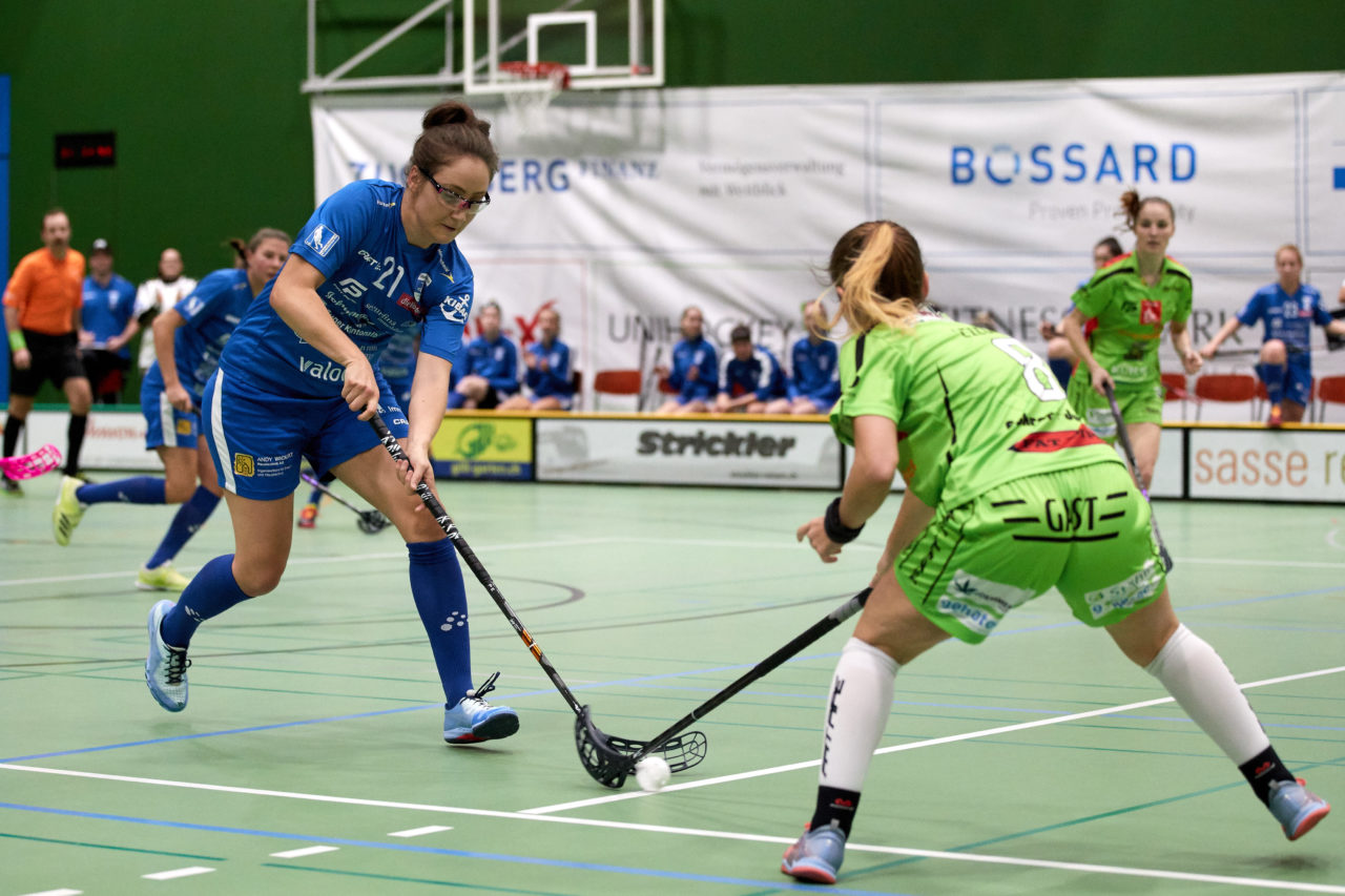 Zug United - UHV Skorpion Emmental Resultat 6 : 4 
am 3. November 2019 in der Sporthalle der Kantonsschule in Zug 
Bild: Michael Peter