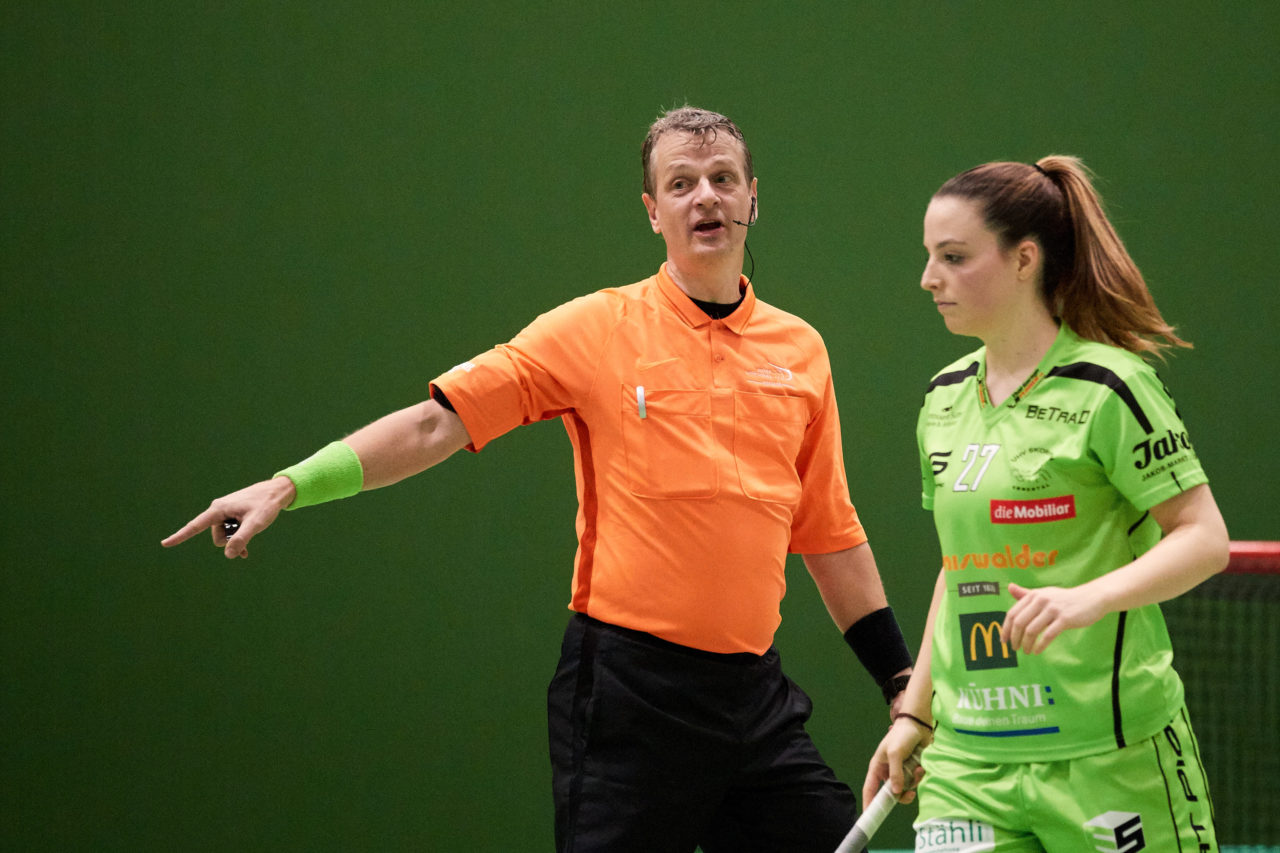 Zug United - UHV Skorpion Emmental Resultat 6 : 4 
am 3. November 2019 in der Sporthalle der Kantonsschule in Zug 
Bild: Michael Peter