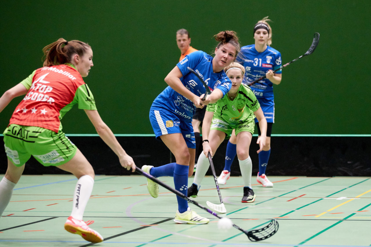 Zug United - UHV Skorpion Emmental Resultat 6 : 4 
am 3. November 2019 in der Sporthalle der Kantonsschule in Zug 
Bild: Michael Peter