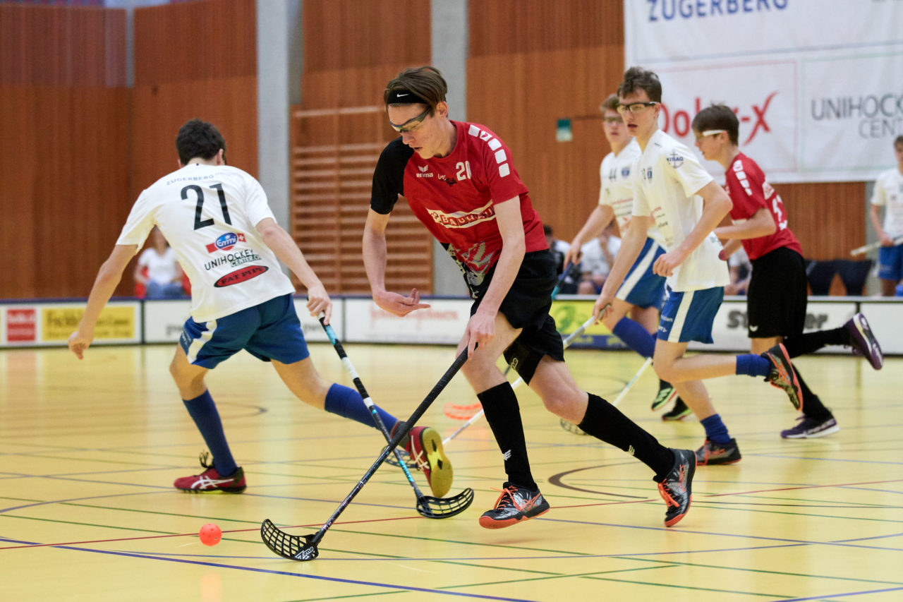Junioren U18A
Zug United - UHC Alligator Malans 
Resultat 7 : 6 am 17. November 2019 in der Sporthalle Zug 
Bild: Michael Peter