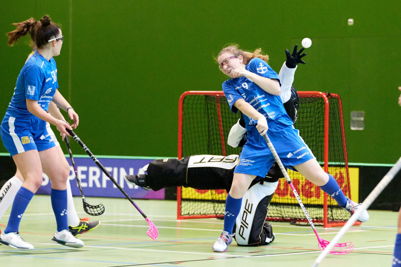 Zug United Juniorinnen U21A 
Zug United - Kloten-Dietlikon Jets 
Resultat 0 : 1 nach Verlängerung  am 10. November 2019 in der Sporthalle der Kantonsschule Zug 
Bild: Michael Peter