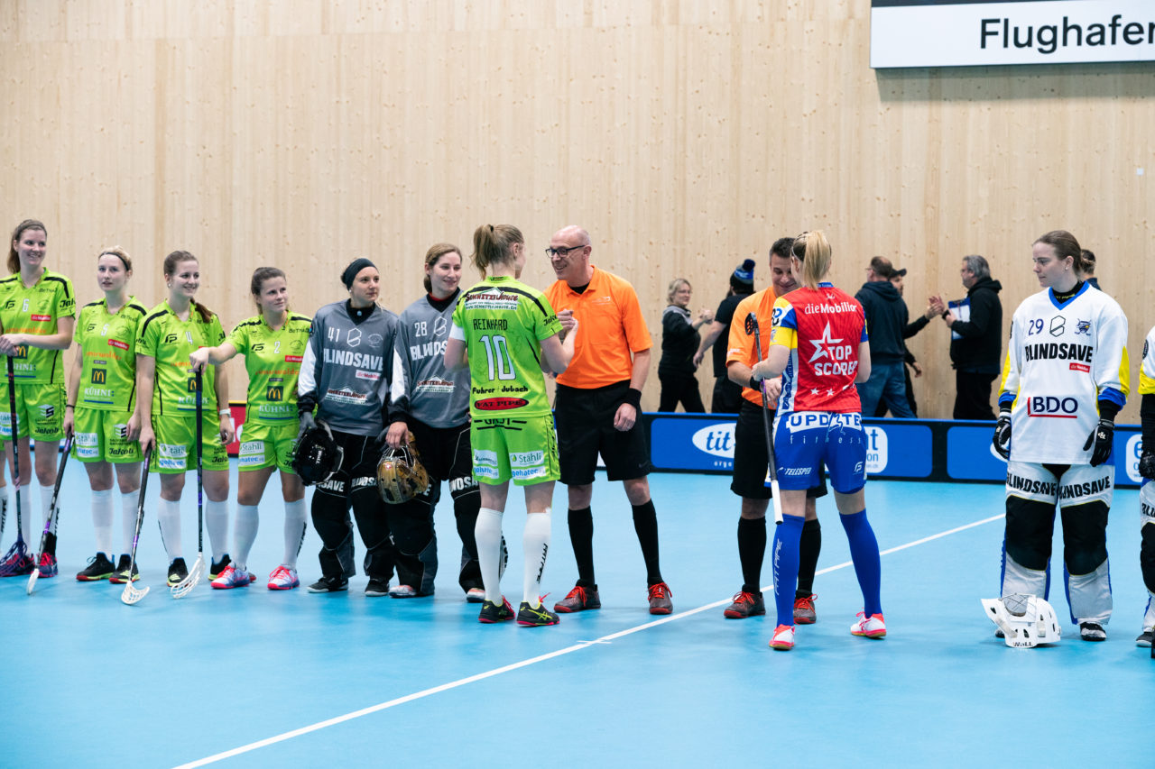 Sporthalle Stighag (Kloten), 16.11.2019, Damen NLA Runde 9, Kloten-Dietlikon Jets - Skorpion Emmental Zollbrück, Week of Referee

(Claudio Schwarz, unihockey-fotos.ch)