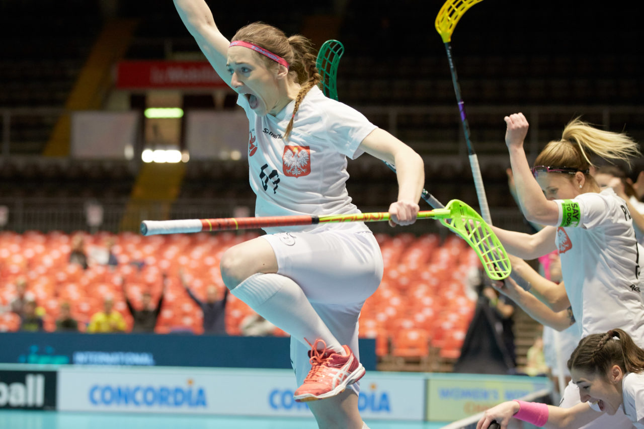 Women’s World Floorball Championships 2019 
7th - 15th December 2019, Neuchâtel, Switzerland 
Event page: http://www.neuchatel2019.ch 
Photos: Michael Peter/IFF