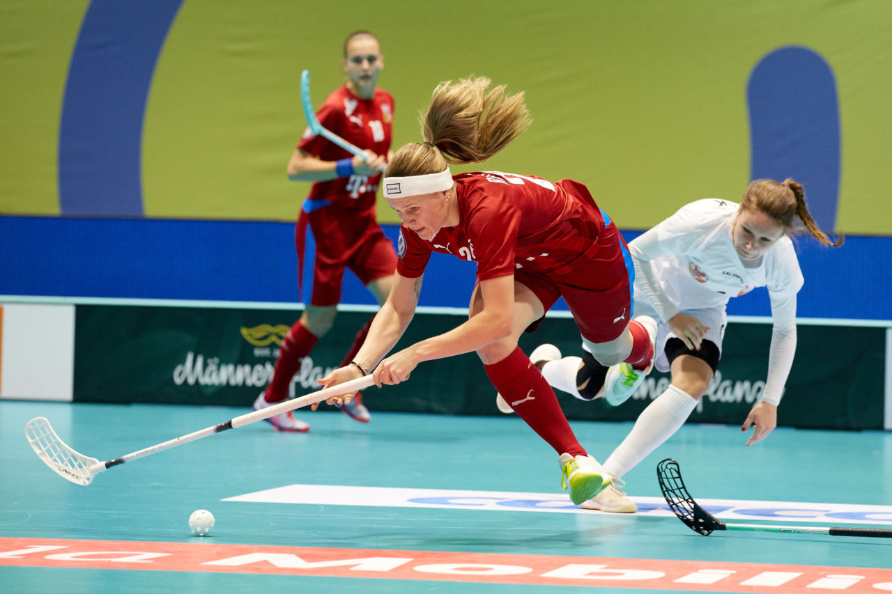 Women’s World Floorball Championships 2019 
7th - 15th December 2019, Neuchâtel, Switzerland 
Event page: http://www.neuchatel2019.ch 
Photos: Michael Peter/IFF