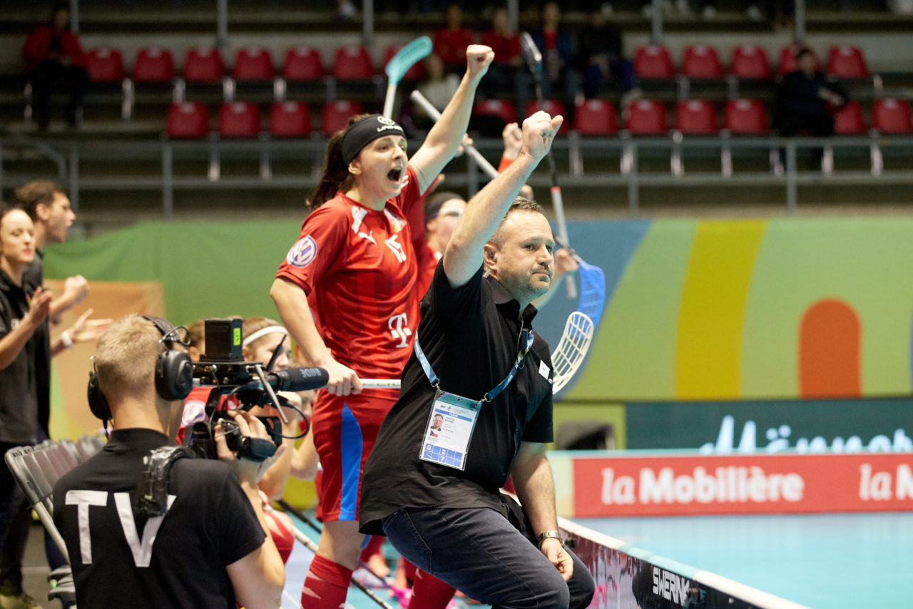 Women’s World Floorball Championships 2019 
7th - 15th December 2019, Neuchâtel, Switzerland 
Event page: http://www.neuchatel2019.ch 
Photos: Michael Peter/IFF