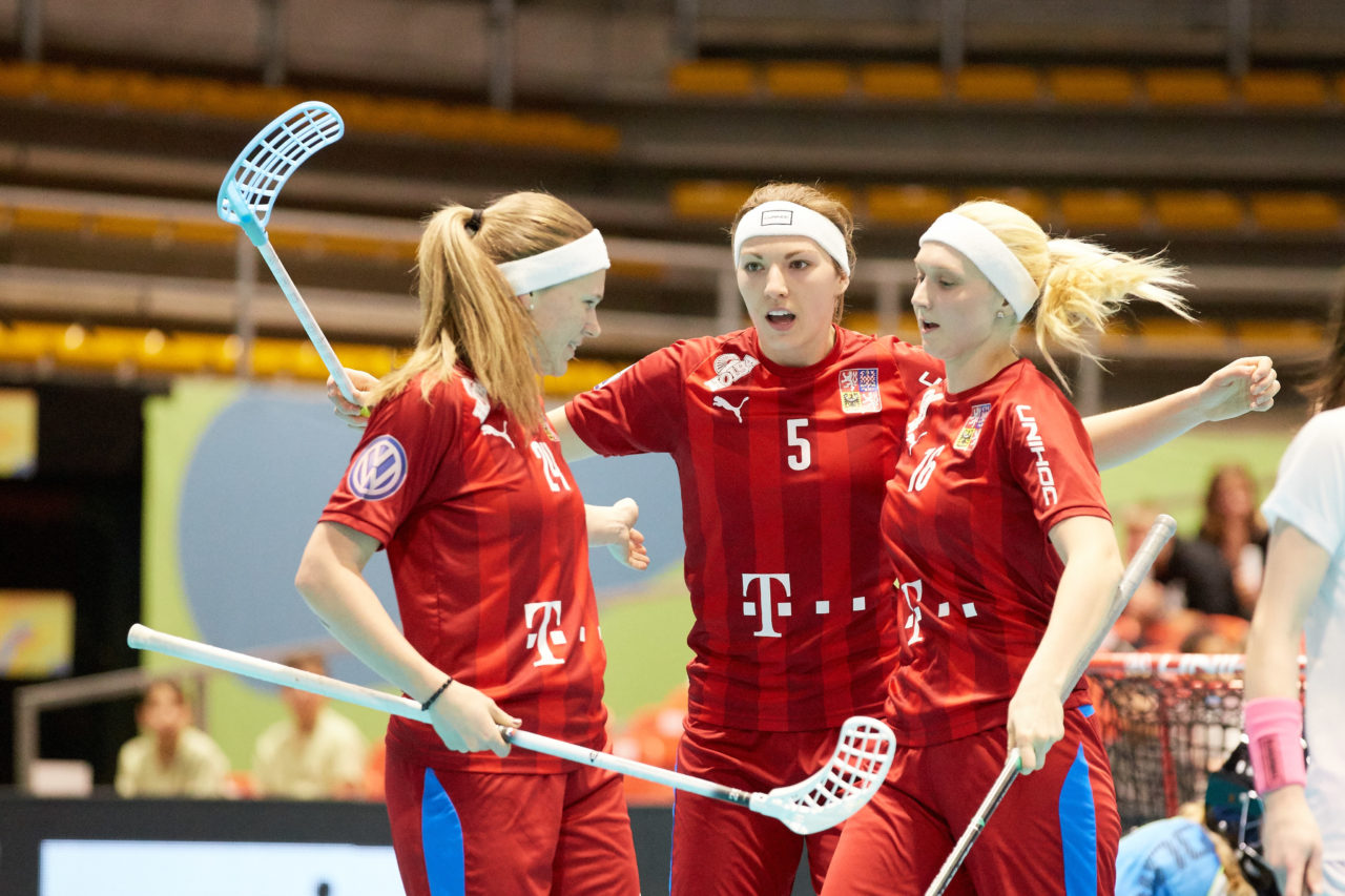 Women’s World Floorball Championships 2019 
7th - 15th December 2019, Neuchâtel, Switzerland 
Event page: http://www.neuchatel2019.ch 
Photos: Michael Peter/IFF