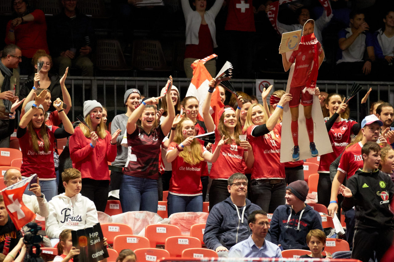 Women’s World Floorball Championships 2019 
7th - 15th December 2019, Neuchâtel, Switzerland 
Event page: http://www.neuchatel2019.ch 
Photos: Michael Peter/IFF