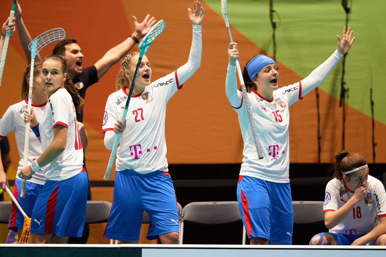 Women’s World Floorball Championships 2019 
7th - 15th December 2019, Neuchâtel, Switzerland 
Event page: http://www.neuchatel2019.ch 
Photos: Michael Peter/IFF