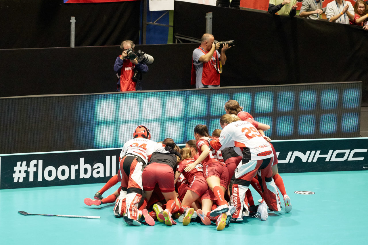 Women’s World Floorball Championships 2019 
7th - 15th December 2019, Neuchâtel, Switzerland 
Event page: http://www.neuchatel2019.ch 
Photos: Michael Peter/IFF