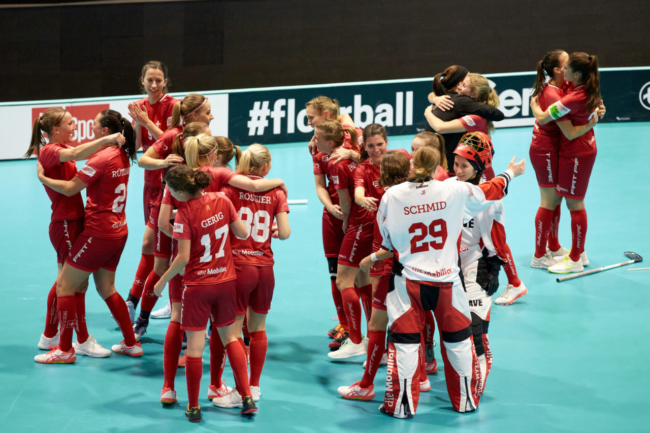 Women’s World Floorball Championships 2019 
7th - 15th December 2019, Neuchâtel, Switzerland 
Event page: http://www.neuchatel2019.ch 
Photos: Michael Peter/IFF