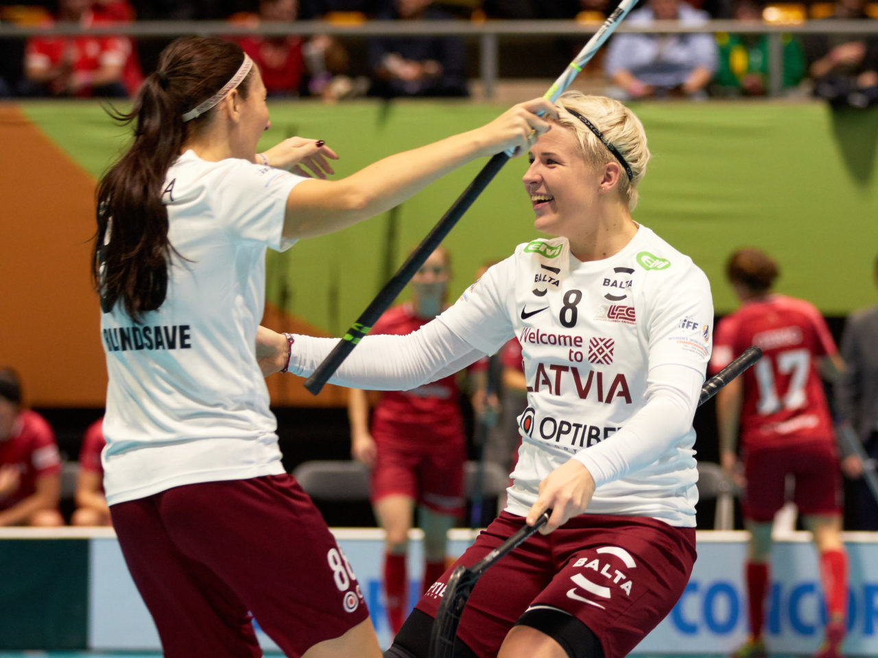 Women’s World Floorball Championships 2019 
7th - 15th December 2019, Neuchâtel, Switzerland 
Event page: http://www.neuchatel2019.ch 
Photos: Michael Peter/IFF