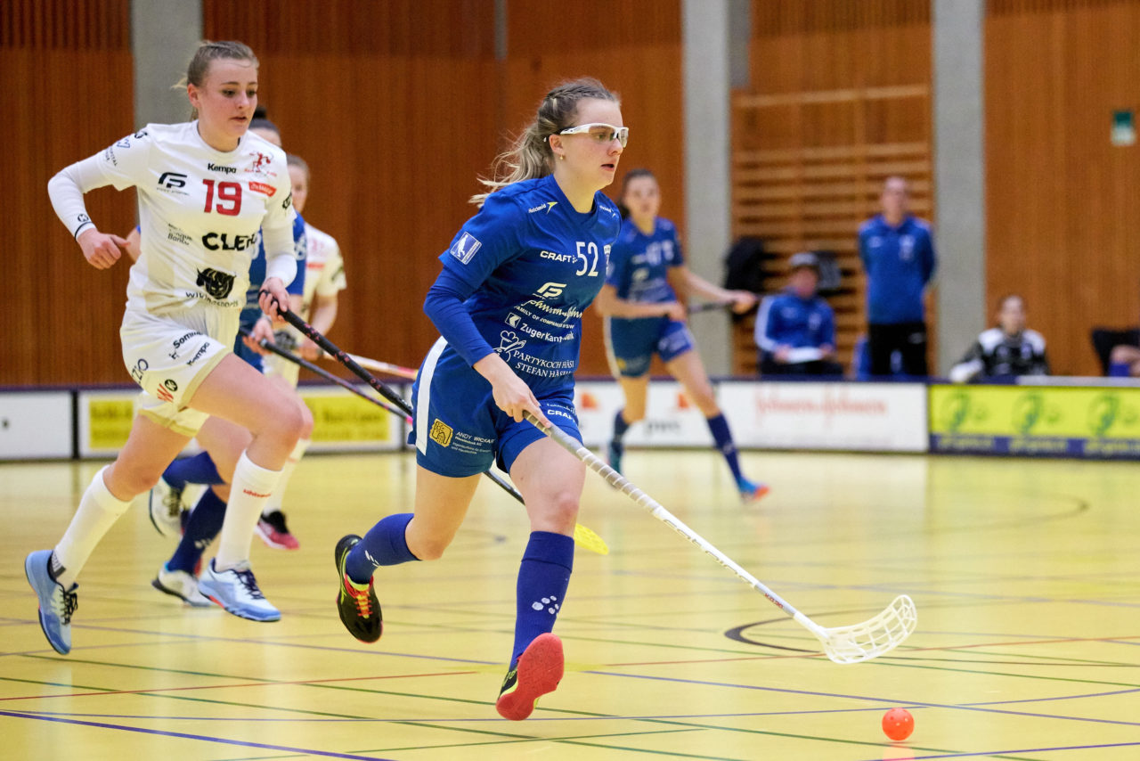 Zug United Juniorinnen U21A 
Zug United - Red Ants Rychenberg Winterthur  
Resultat 3 : 2 nach Verlängerung  am 21. Dezember 2019 in der Sporthalle Zug 
Bild: Michael Peter